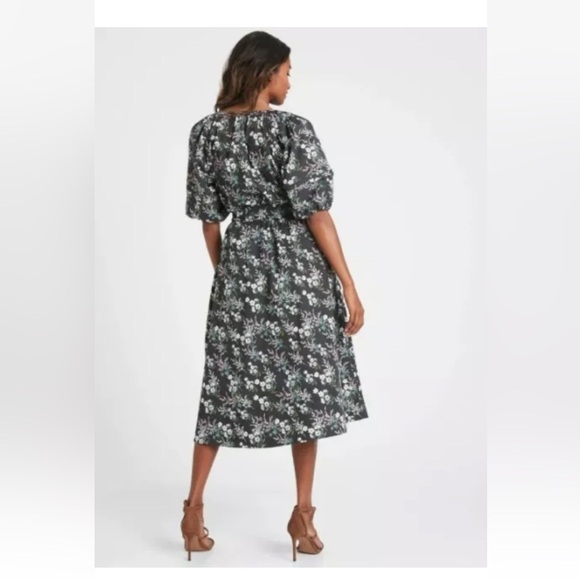 Banana Republic black floral dress with puff sleeves size 0 - Picture 2 of 8